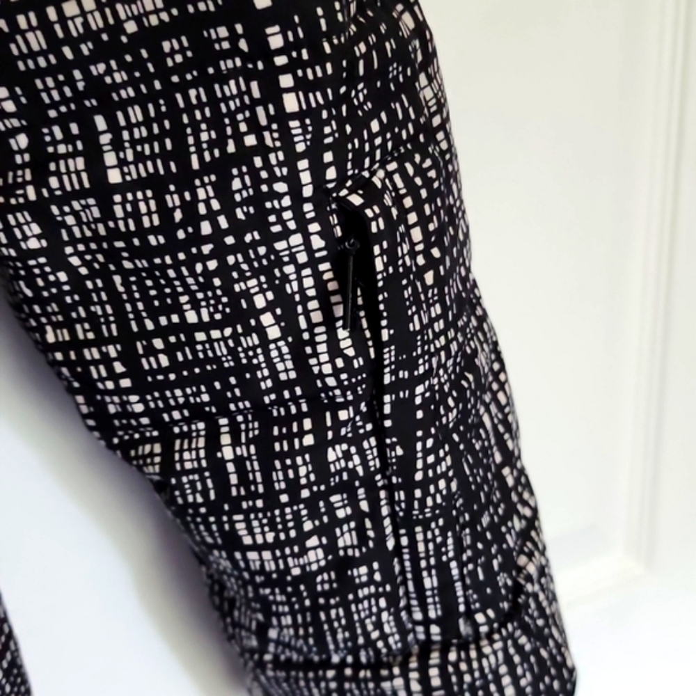 Calvin Klein Down Jacket Size M. - Picture 6 of 13